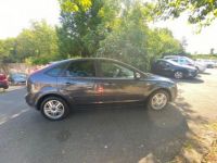 Ford Focus 1.8 TDCi - 115  2004 BERLINE Ghia PHASE 1 - <small></small> 4.100 € <small>TTC</small> - #6