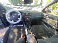 Ford Focus 1.8 TDCi - 115  2004 BERLINE Ghia PHASE 1 - <small></small> 4.100 € <small>TTC</small> - #10