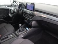 Ford Focus Clipper ACTIVE WAGON 1.5TDCi ECOBLUE BUSINESS - LED NAVI DAB ALU 17" - <small></small> 15.995 € <small>TTC</small> - #15