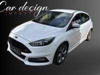 Ford Focus III (2) 2.0 ECOBOOST 250 S&S ST 5P - <small></small> 22.900 € <small>TTC</small> - #1