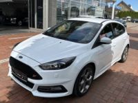 Ford Focus III (2) 2.0 ECOBOOST 250 S&S ST 5P - <small></small> 22.900 € <small>TTC</small> - #2