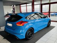 Ford Focus RS 2,3 350 4X4 GPS CAMERA SYNC RECARO PACK HIVER KEYLESS FEUX BI-XENON JANTES 19 FORGÉES EXCE - <small></small> 33.990 € <small>TTC</small> - #2