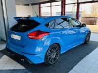 Ford Focus RS 2,3 350 AWD GPS HIFI SONY APPLE CARPLAY REGULATEUR LIMITEUR FEUX BI-XENON KEYLESS ECHAPPEME - <small></small> 33.990 € <small>TTC</small> - #2