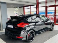 Ford Focus ST 2,0 250 GPS CAMERA REGULATEUR LIMITEUR BI XENON PACK HIVER RECARO KEYLESS HIFI SONY BLUETOO - <small></small> 21.990 € <small>TTC</small> - #2