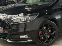 Ford Focus ST 2.0 ECOBOOST 250CH - <small></small> 16.999 € <small>TTC</small> - #17