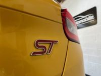 Ford Focus ST 2.0 ECOBOOST 250ch - <small></small> 19.980 € <small>TTC</small> - #22