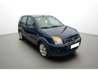 Ford Fusion 1.6 100 Plus BVA - <small></small> 4.990 € <small>TTC</small> - #2