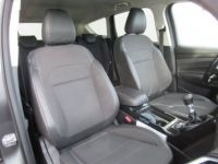 Ford Kuga 1.5 EcoBoost 120 SetS 4x2 BVM6 Titanium - <small></small> 13.490 € <small>TTC</small> - #9