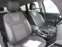 Ford Kuga 2.0 TDCi 115 FAP 4x2 Titanium - <small></small> 7.990 € <small>TTC</small> - #9