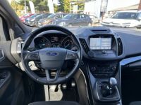 Ford Kuga II 2.0 TDCi 150ch Stop&Start ST-Line 4x4 - <small></small> 20.490 € <small>TTC</small> - #11