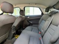 Ford Mondeo 2.0 145CH AMBIENTE PACK 5P à professionnels - <small></small> 5.400 € <small>TTC</small> - #7