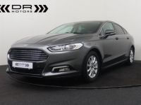 Ford Mondeo BERLINE 1.0 ECOBOOST TREND STYLE - NAVI MIRROR LINK - <small></small> 14.995 € <small>TTC</small> - #1