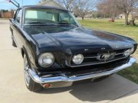 Ford Mustang 1966 - <small></small> 29.900 € <small>TTC</small> - #2
