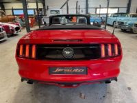 Ford Mustang 2.3 ECOBOOST 2.3 ECOBOOST CABRIOLET BVM - <small></small> 31.000 € <small>TTC</small> - #14