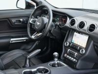 Ford Mustang 2.3 EcoBoost - CAMERA ACC CARPLAY LEDER B&O - <small></small> 39.490 € <small>TTC</small> - #17