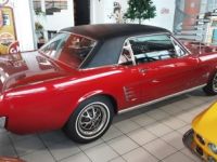Ford Mustang 289 CI V8 TOIT VINYLE ROUGE - <small></small> 36.900 € <small>TTC</small> - #2