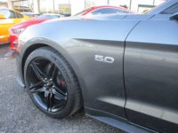 Ford Mustang 5.0 gt cabriolet phase 2 échappement inox visible et disponible sur notre parc 51900 € - <small></small> 51.900 € <small>TTC</small> - #11