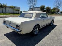 Ford Mustang CABRIOLET 65 CODE D BOITE MECA - <small></small> 53.000 € <small>TTC</small> - #2