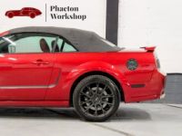 Ford Mustang Convertible V8 BVA CABRIOLET V8 ROUGE BORDEAUX - BVA - CAMERA - ECHAPPEMENT INOX - COLLECTEUR - ARBRES A CAMES - KIT GROS FREINS BREMBO - - <small></small> 29.990 € <small>TTC</small> - #38