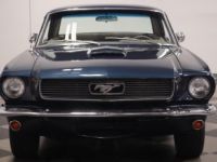 Ford Mustang COUPE 1966 - <small></small> 40.900 € <small>TTC</small> - #1