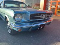 Ford Mustang COUPE BLEUE TOIT VINYLE BLANC 1965 - <small></small> 39.900 € <small>TTC</small> - #13