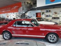 Ford Mustang COUPE V8 ROUGE 1966 - <small></small> 37.500 € <small>TTC</small> - #4