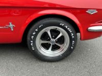 Ford Mustang FASTBACK 289 CI V8 ROUGE 1965 BOITE MECA - <small></small> 64.900 € <small>TTC</small> - #13