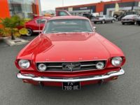 Ford Mustang FASTBACK 289 CI V8 ROUGE 1965 BOITE MECA - <small></small> 64.900 € <small>TTC</small> - #23