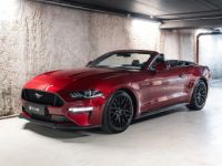 Ford Mustang GT Convertible VI (II) V8 5.0 450 - <small>A partir de </small>640 EUR <small>/ mois</small> - #1