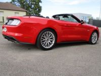 Ford Mustang v8 5.0 gt cabriolet phase 2 rouge 11600kms pack premium *dispo sur notre parc* 51900€ - <small></small> 51.900 € <small>TTC</small> - #8