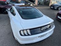 Ford Mustang V8 5.0 GT FASTBACK PHASE 2 450 CH *DISPO ET VISIBLE SUR NOTRE PARC* JANTES NOIR PACK PREMIUM 31841KMS TOIT NOIR 47900 € - <small></small> 47.900 € <small>TTC</small> - #33