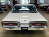 Ford Thunderbird - <small></small> 39.000 € <small>TTC</small> - #4