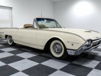 Ford Thunderbird - <small></small> 53.800 € <small>TTC</small> - #1