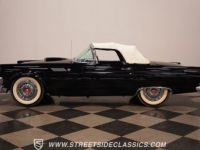 Ford Thunderbird - <small></small> 45.400 € <small>TTC</small> - #25