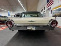 Ford Thunderbird - <small></small> 33.800 € <small>TTC</small> - #18