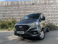 Ford Transit 2T KOMBI T330 L2H2 2.0 MICRO-HYBRIDE 130CH  / RADAR DE RECUL / RÉGULATEUR DE VITESSE / TV - <small></small> 28.990 € <small>TTC</small> - #1