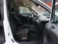 Ford Transit Courier 1.5 TDCI UTILITAIRE 2 PLACES CLIM RADAR EU 6D-TEMP - <small></small> 10.990 € <small>TTC</small> - #12