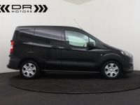 Ford Transit Courier 1.5TDCi TREND LICHTE VRACHT - DAB AIRCO23.251km!! - <small></small> 17.995 € <small>TTC</small> - #9