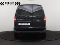 Ford Transit Courier 1.5TDCi TREND LICHTE VRACHT - RADIO CONNECT DAB 46.198km - <small></small> 17.495 € <small>TTC</small> - #9