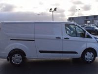 Ford Transit CUSTOM FG 340 L2H1 2.0 ECOBLUE 130 TREND BUSINESS 7CV - <small></small> 24.790 € <small>TTC</small> - #4