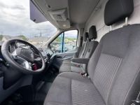 Ford Transit KOMBI T330 L2H3 2.2 TDCi 125 Trend - <small></small> 9.990 € <small>TTC</small> - #17