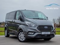 Ford Transit Tourneo Custom 2.0 TDCi 170PK Dubbel cabine 5pl. Automaat EcoBlue Titanium - LICHTE VRACHT - HISTORIEK - DUBBELE SCHUIFDEUR - APPLE CARPLAY - CAMERA - - <small></small> 33.999 € <small>TTC</small> - #1