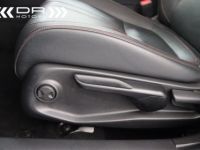 Honda Civic 1.0 BLACK EDITION - NAVI LEDER ADAPTIVE CRUISE DAB MIRROR LINK - <small></small> 18.995 € <small>TTC</small> - #37