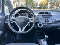 Honda Jazz II 1.4 I-VTEC 99 EXECUTIVE I-SHIFT - <small></small> 6.495 € <small>TTC</small> - #15