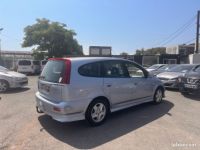 Honda Stream 2.0 i 16V VTEC 156cv Boîte auto 7P - <small></small> 3.490 € <small>TTC</small> - #2