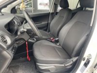 Hyundai i10 1.0 66 ch avec regulateur commande au volant - <small></small> 8.490 € <small>TTC</small> - #8