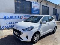 Hyundai i10 1.0 67ch ECO Intuitive - <small></small> 12.990 € <small>TTC</small> - #1