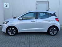 Hyundai i10 1.0i Twist Techno Pack -- BOITE AUTOMATIQUE - <small></small> 15.990 € <small>TTC</small> - #8