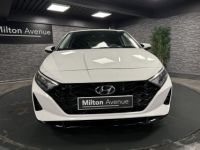 Hyundai i20 1.0 T-GDi Hybrid 48 V - 100 - BV DCT-7 Business - <small></small> 17.990 € <small></small> - #2