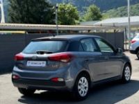 Hyundai i20 1.2 75 Initia - <small></small> 11.990 € <small>TTC</small> - #4